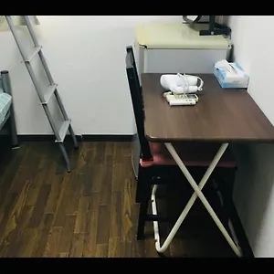 ラッキー ホステル